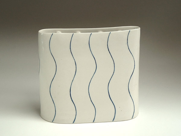 Flat vase by Jonathan Keep
